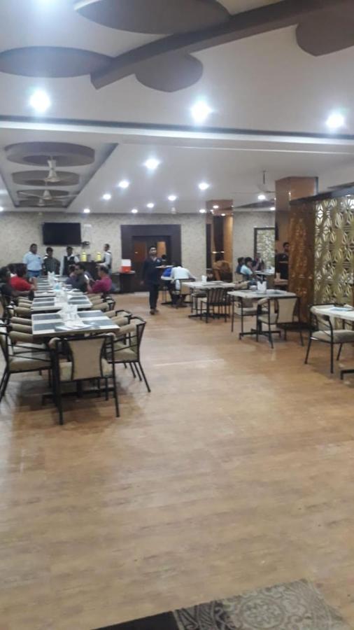 Hotel Bhagirathi Bhawanipatna Eksteriør billede